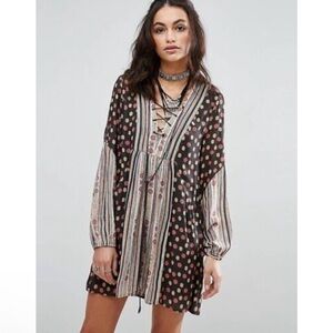 Free People Pebbled Rain or Shine Printed Dress Size Small